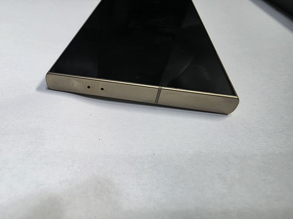 Samsung Galaxy S24 Ultra Titanium Yellow 512GB 12GB RAM Stare EXCELENT