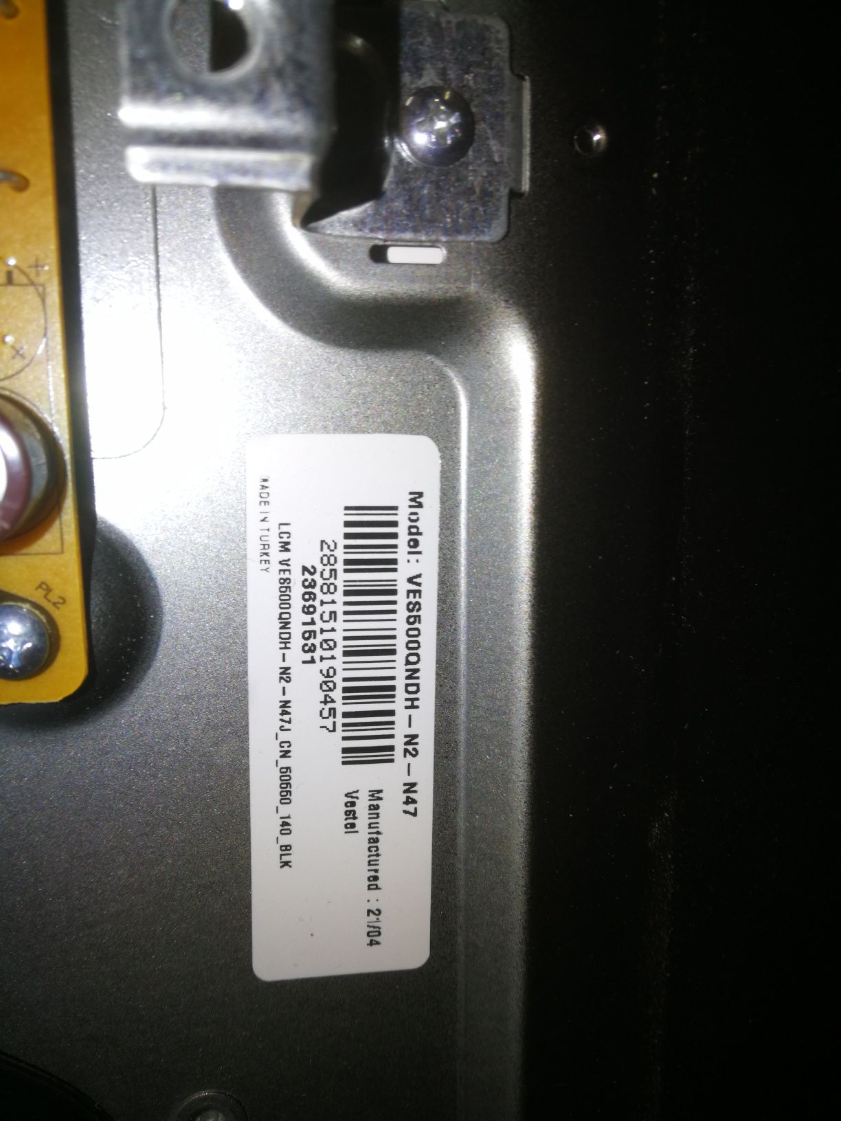Продавам Horizon 50HL7530U/B работещ за части.