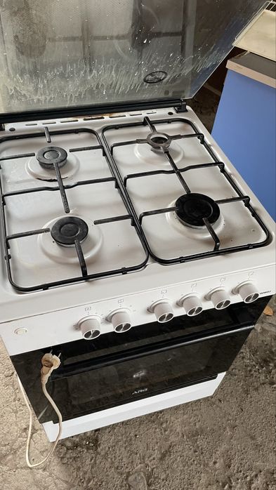 Газ плита новая 30000