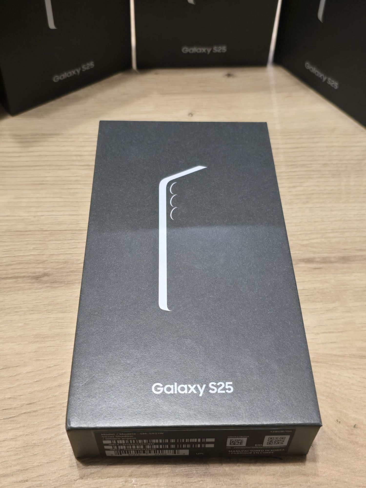 Samsung Galaxy S25 128Gb SM-S931W