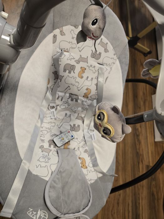 Електрическа бебешка люлка Moni