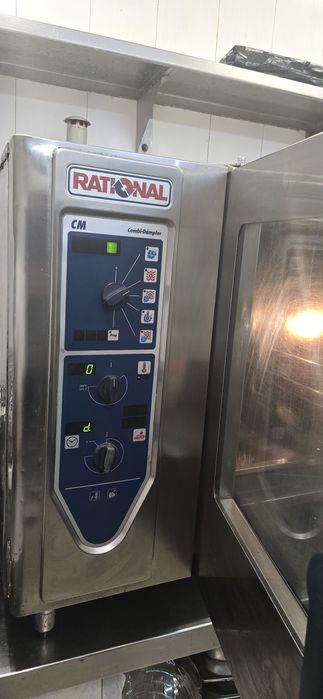 Продавам професионален конвектомат РАЦИОНАЛ