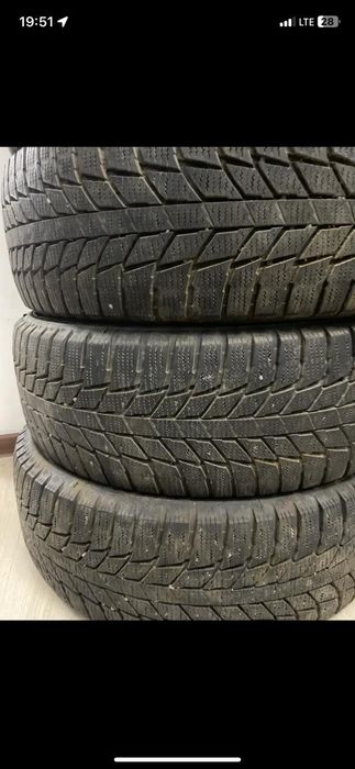 Продам резину б/у фирмы Nokian 285/50/R20