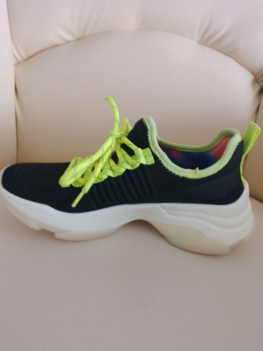 Adidași Steve Madden Nr 36