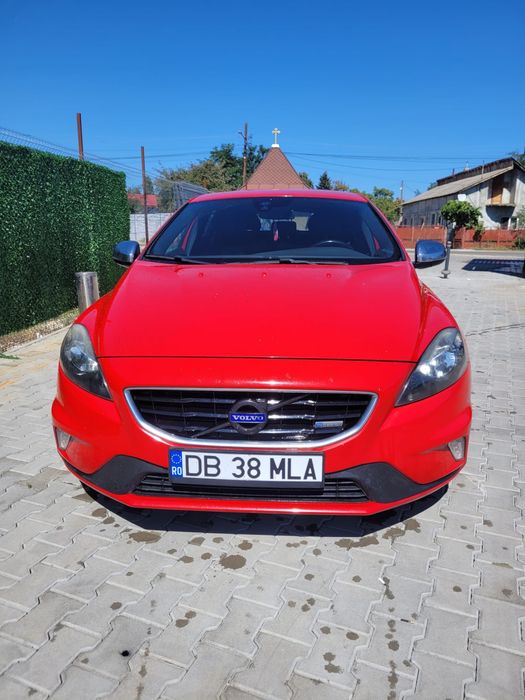 Volvo v40 D4 R Design