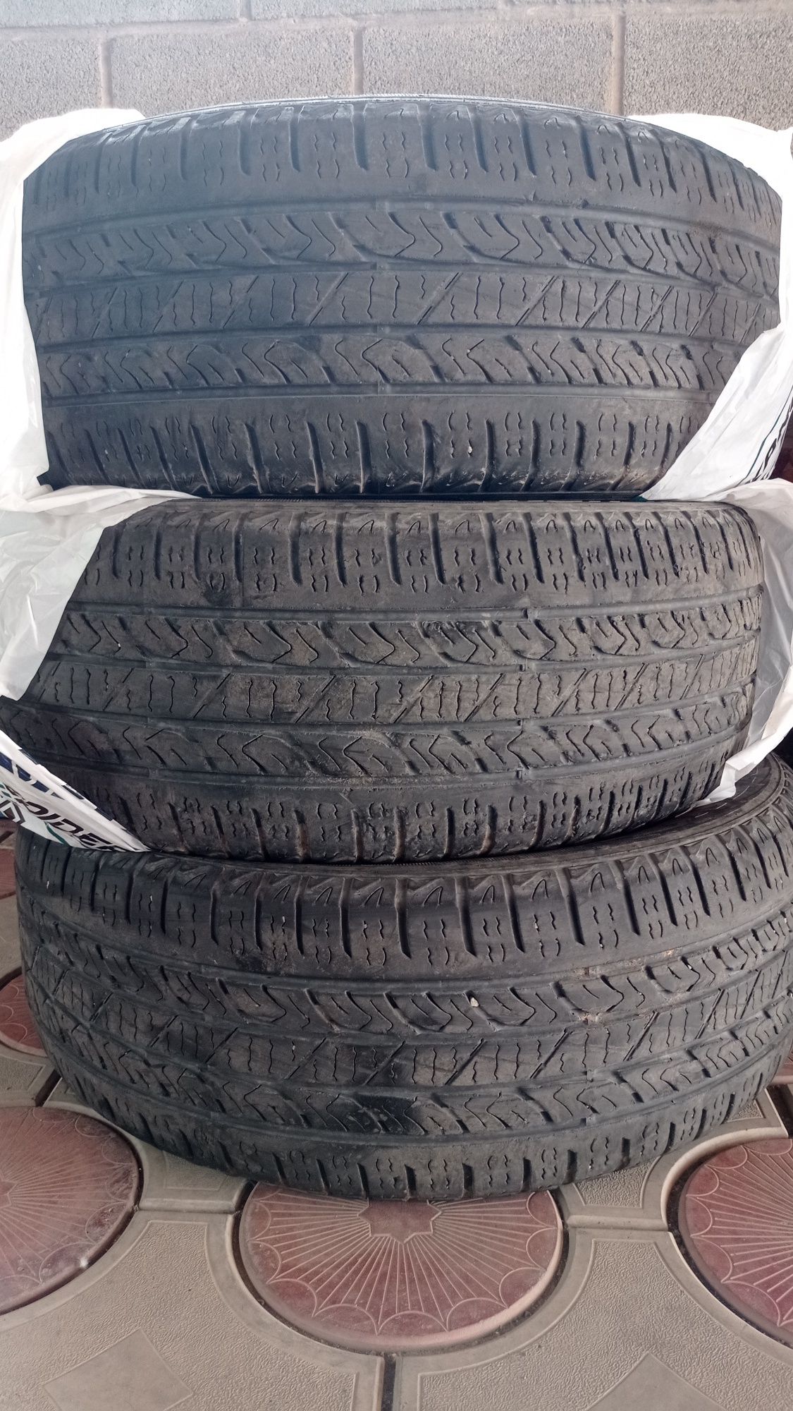 Продам летние шины