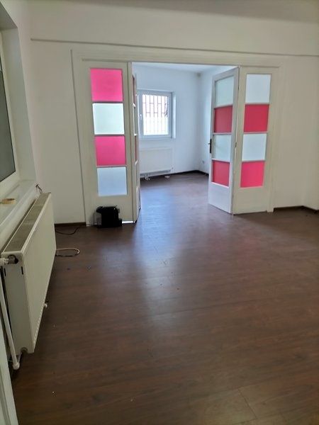 2 camere in vila zona Dacia