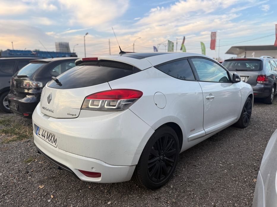 Renault Megane 3 Monaco GP – 1.9 dCi 130 CP – 2012 – Alb Perlat