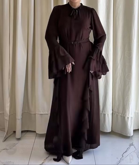 Платье коричневая 50р