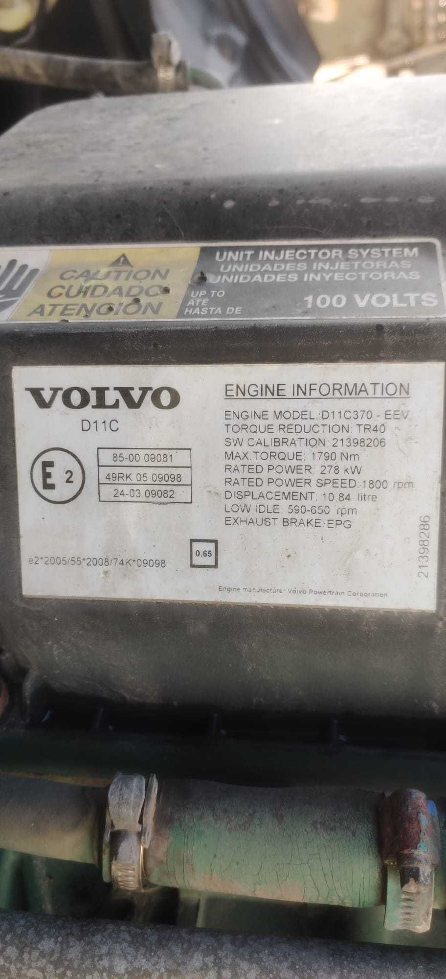 Dezmembram cap tractor Volvo FM EEV Motor D11C  370
