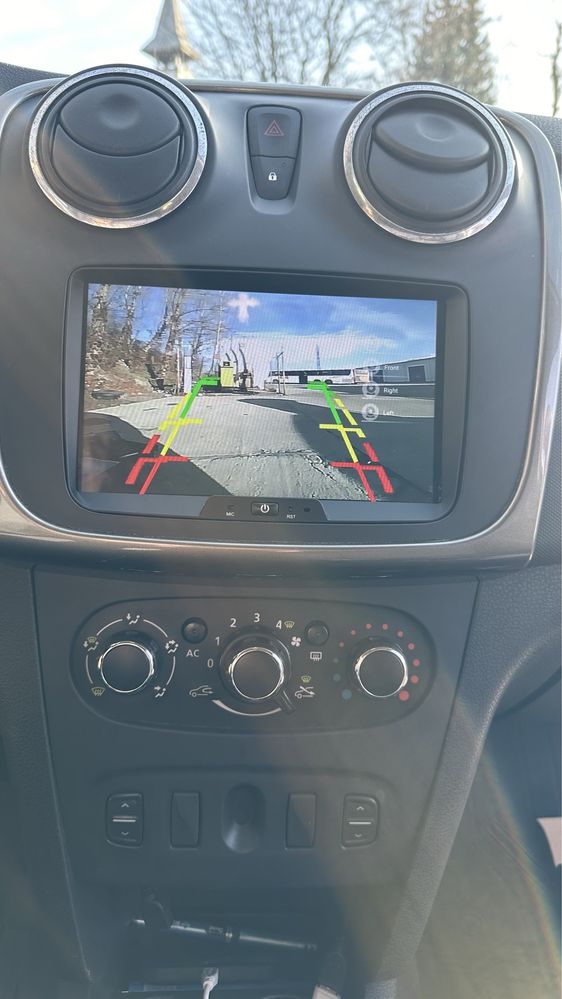 Navigatie android Dacia Duster Logan Sandero Lodgy Dokker CarPlay