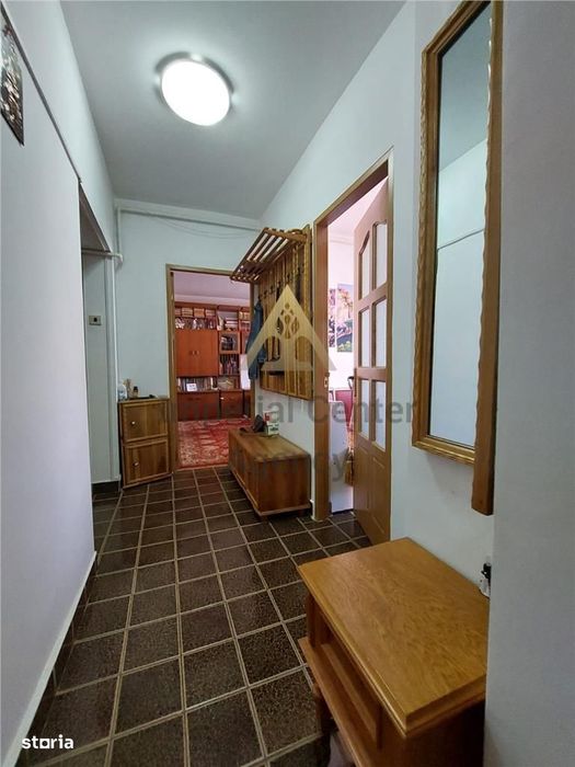 Apartament 3 Camere Onesti