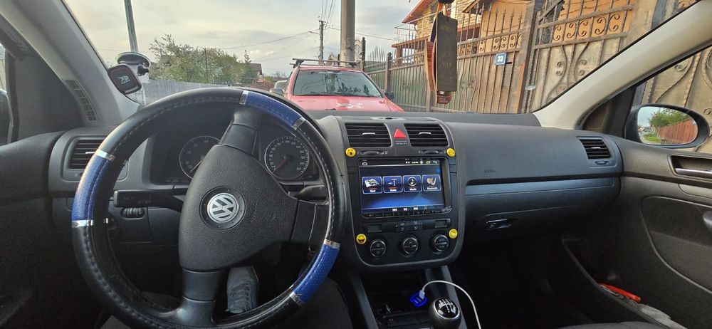 Vand golf 5 1.4 benzina