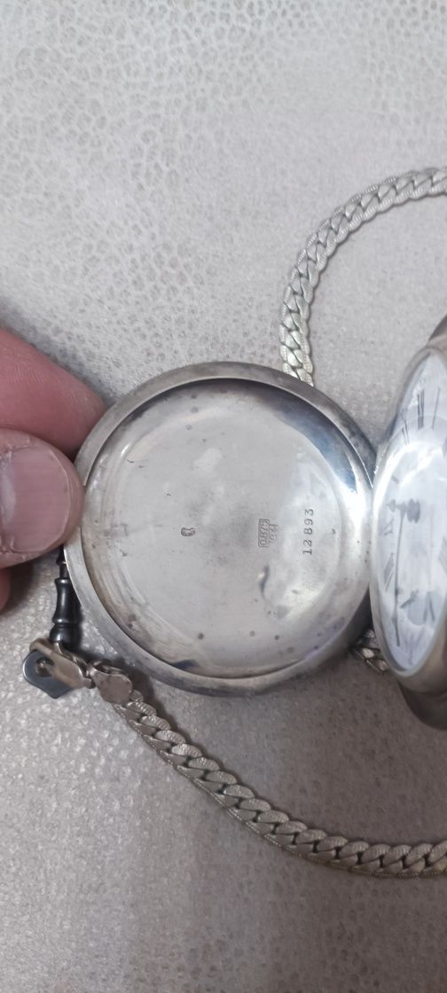 Антикварные Серебряные карманные швейцарские часы 1800 годов выпуска