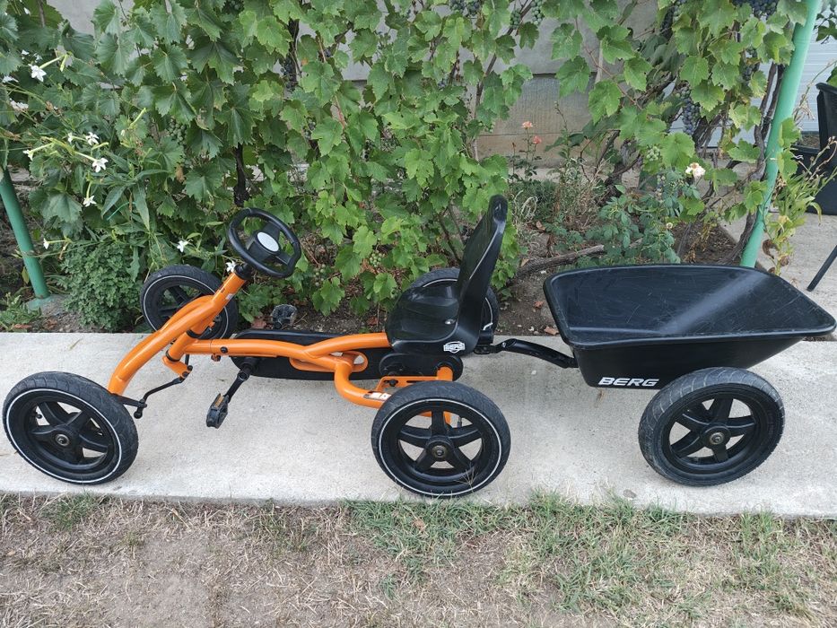 Kart cu pedale BERG Buddy Orange + remorca BERG  de la 3 la 8 ani
