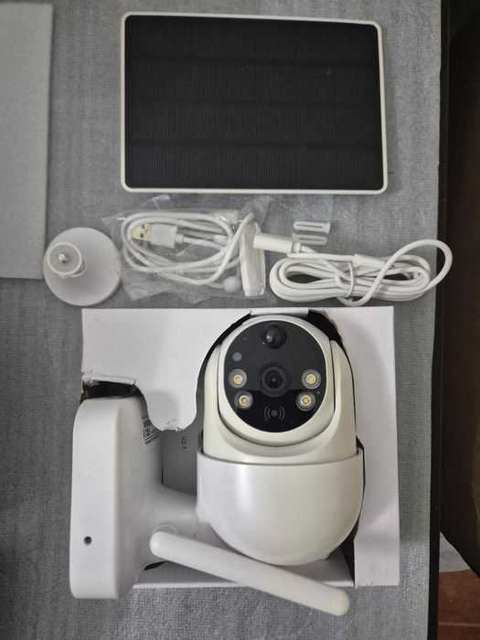 Cameră de supraveghere solară JideTech, exterior