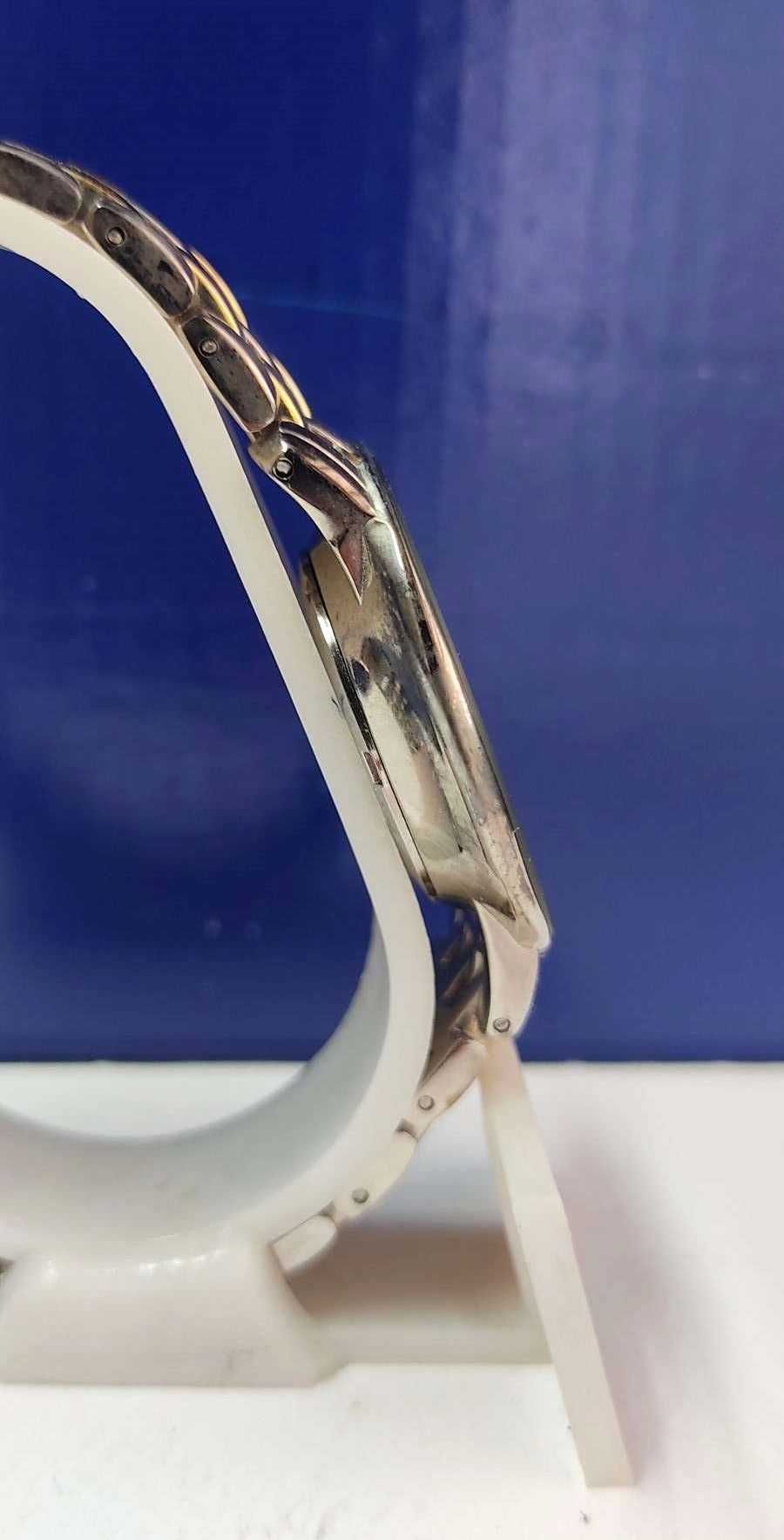 Часовник OMAX Crystal Qartz, нов