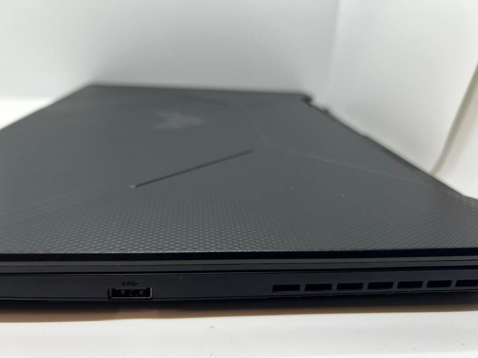 Laptop ASUS TUF FA506N Ryzen 5 7535HS RTX 2050 16GB RAM -D-