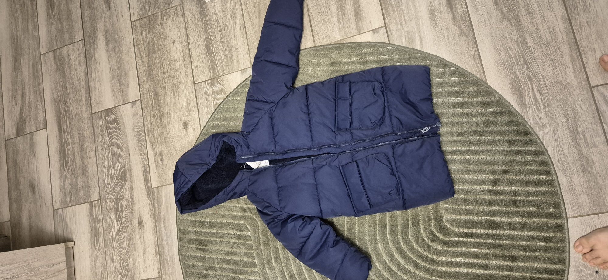 Geaca 116cm  noua