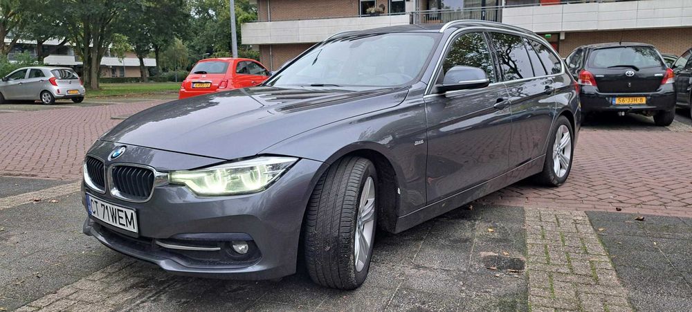 BMW 318D, 136cp, Automata, An 2017