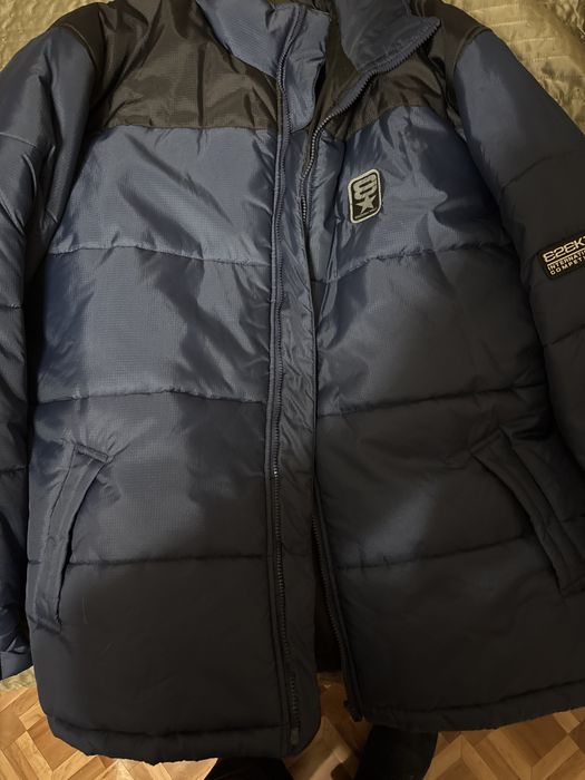 17000 Срочно продается зимняя спортивная куртка  большого размера