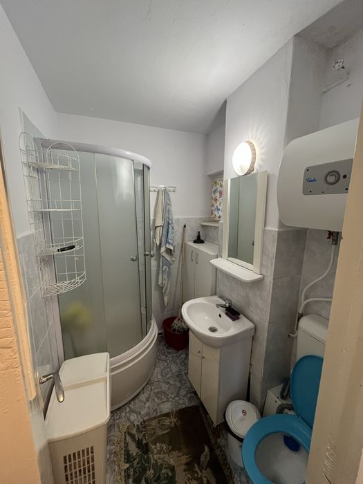 Apartament 2 camere semidecomandat proprietar