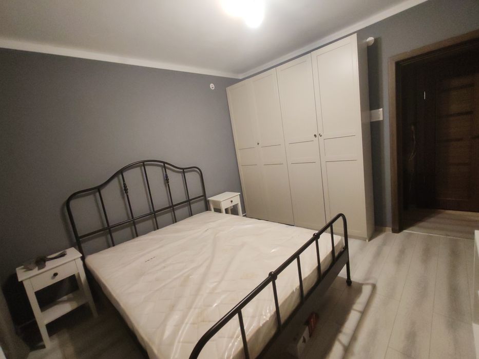 Proprietar închiriez apartament 2 camere centru