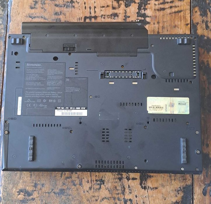 лаптоп Lenovo ThinkPad T61 Windows 7 Professional