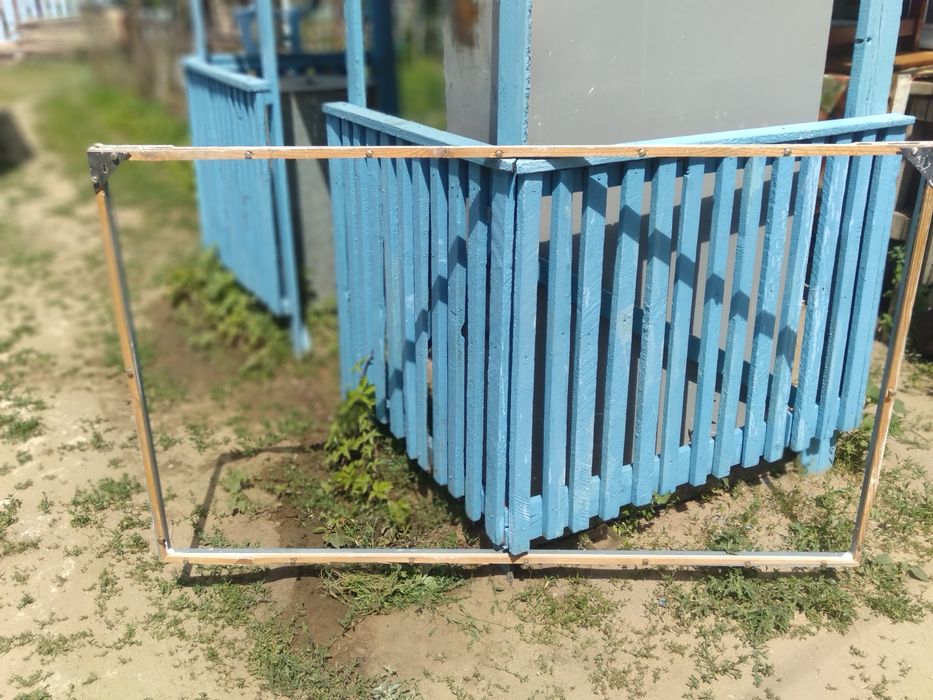 Железная рамка .