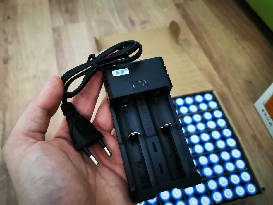 Incarcator nou dublu baterie 18650 16340 3.7v 14500 10440 acumulator