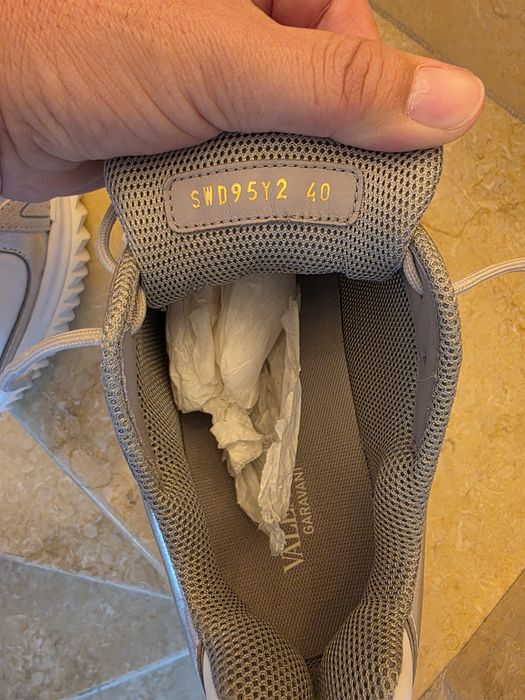 Valentino Garavani wade runner