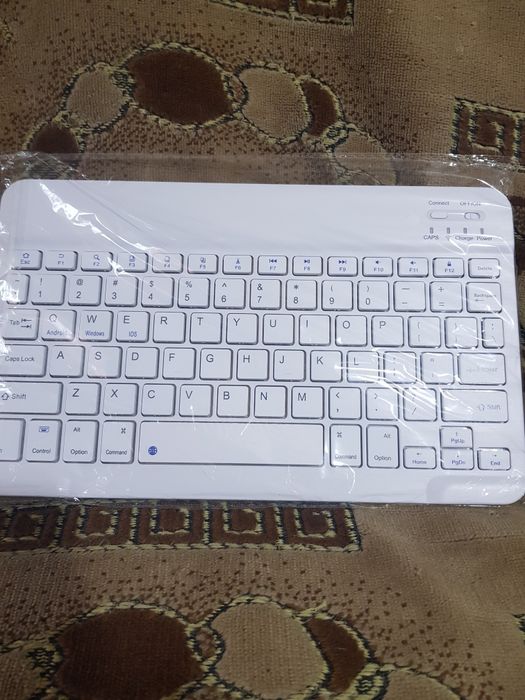 Беспроводная клавиатура