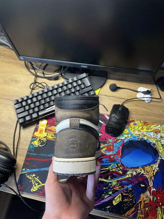 Nike Jordan 1 Travis Scott Mocha