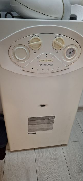 Centrala ariston completa