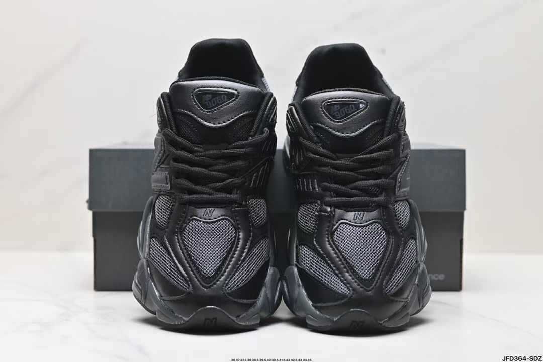 Нови мъжки маратонки New Balance 9060 black
