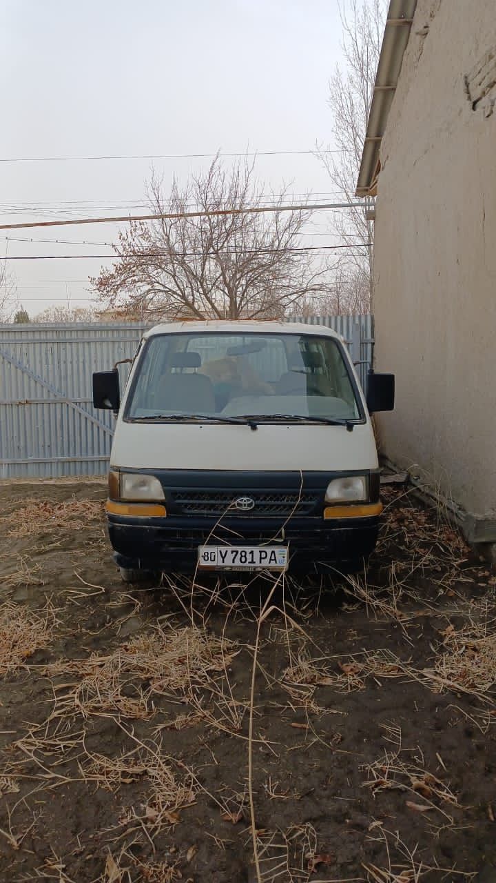 Toyota hiace automatic