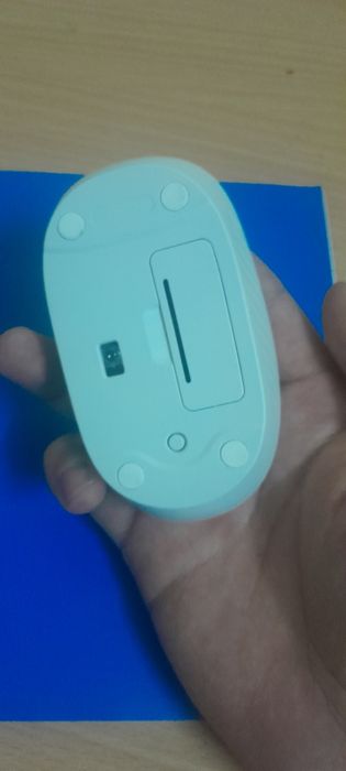 Продается мышь LOGITECH новая