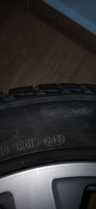 Vând cauciucuri de iarnă