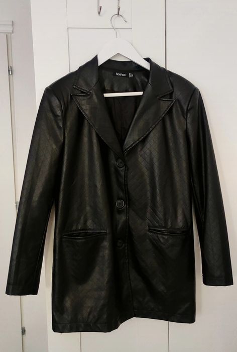 Geacă de piele neagră damă