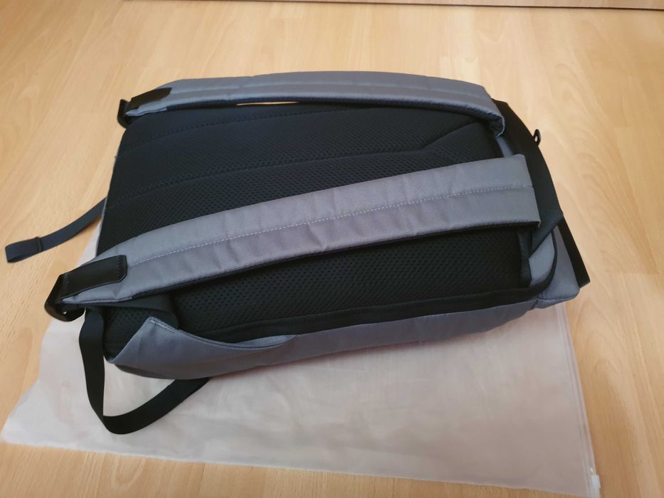 Ghiozdan rucsac laptop antifurt Moxie concept tridimensional 15,6 inch
