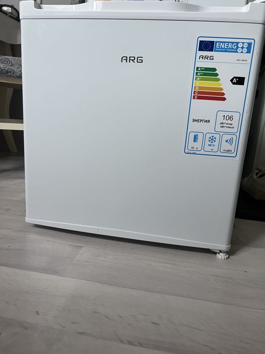 Новый компактный холодильник