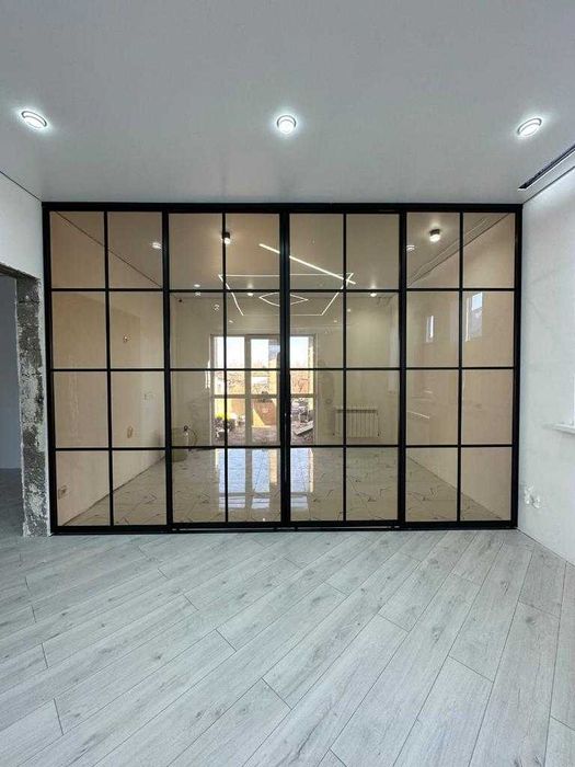 Loft перегородки из закаленного стекла