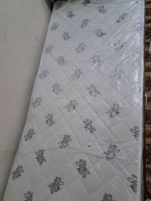 Кроват-матрас состояние отличное б/у и шифонер б/у средное состояния 1