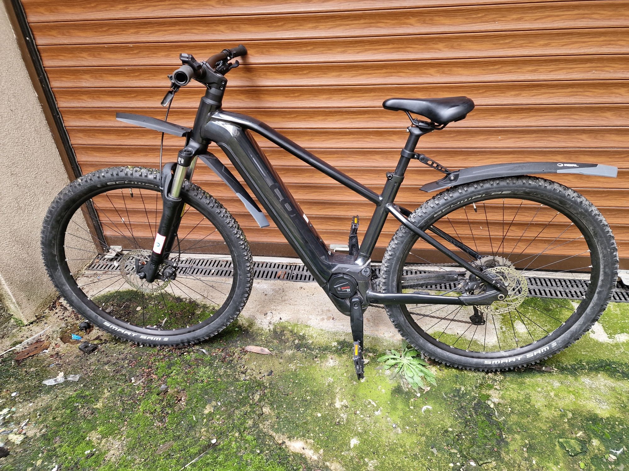 Продавам Cube Reaction Hybrid One 750