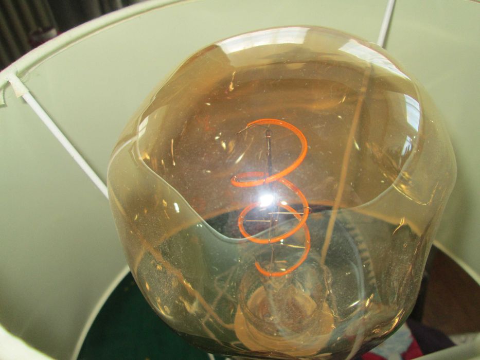 veioza noua deosebita