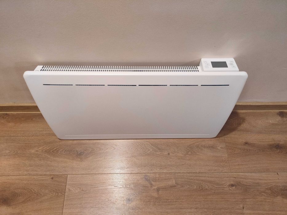 Radiator electric din fontă TANA 1500W cu ecran LCD