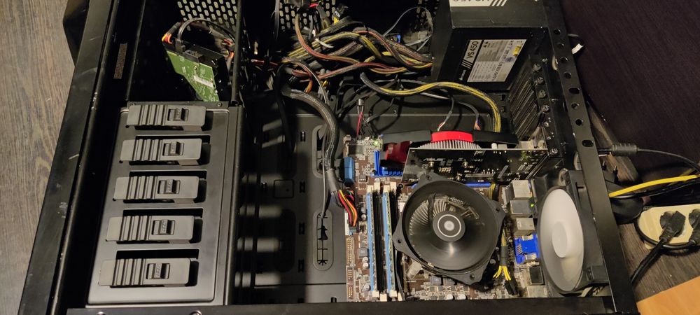 Unitate PC i7 gen veche