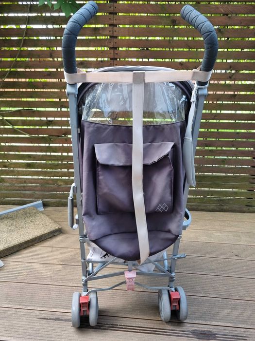 Carucior Maclaren quest in stare foarte buna