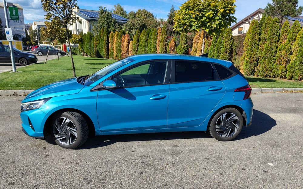 Vând Hyundai i20