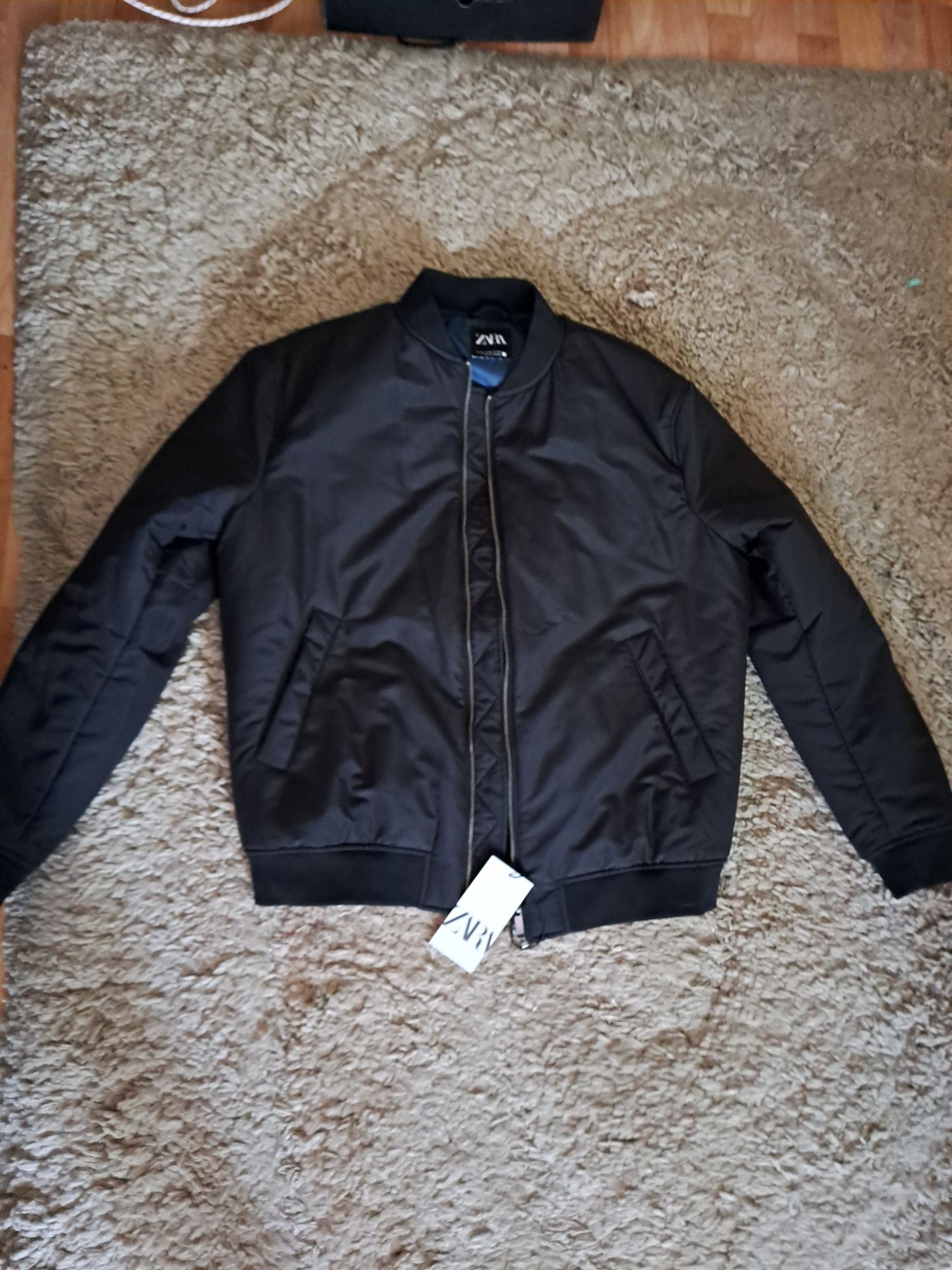 Geaca Zara bomber matlasata,model Rick Owens